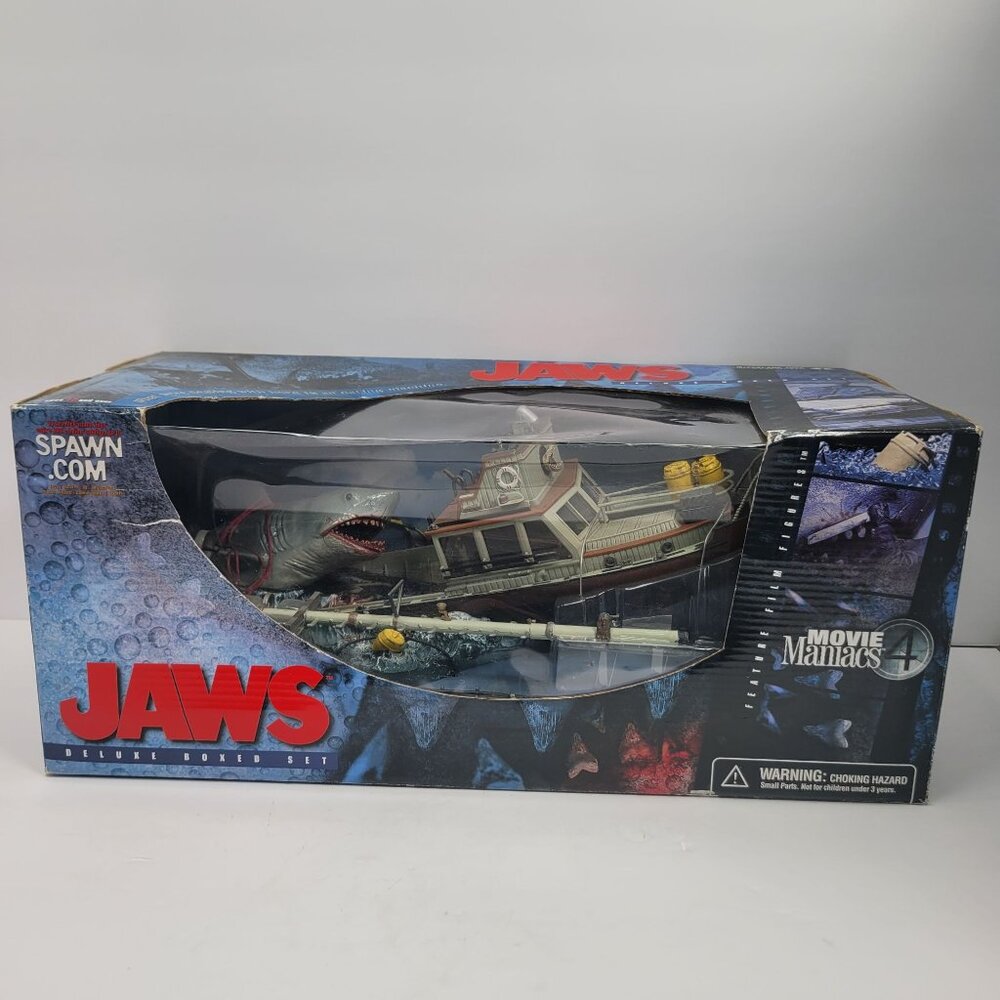 VTG 2001 McFarlane Toys Movie Maniacs 4 JAWS Deluxe Boxed Set Diorama NIB